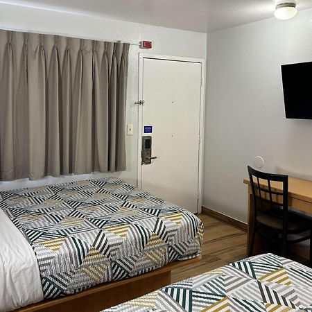 Motel 6 Riviera Beach Fl Buitenkant foto