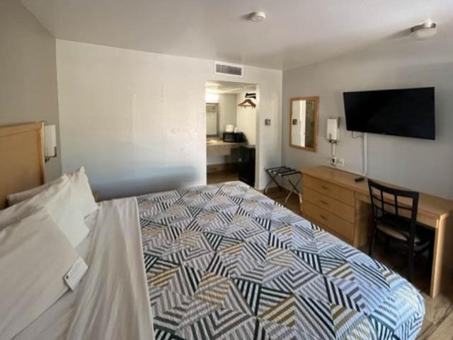 Motel 6 Riviera Beach Fl Buitenkant foto