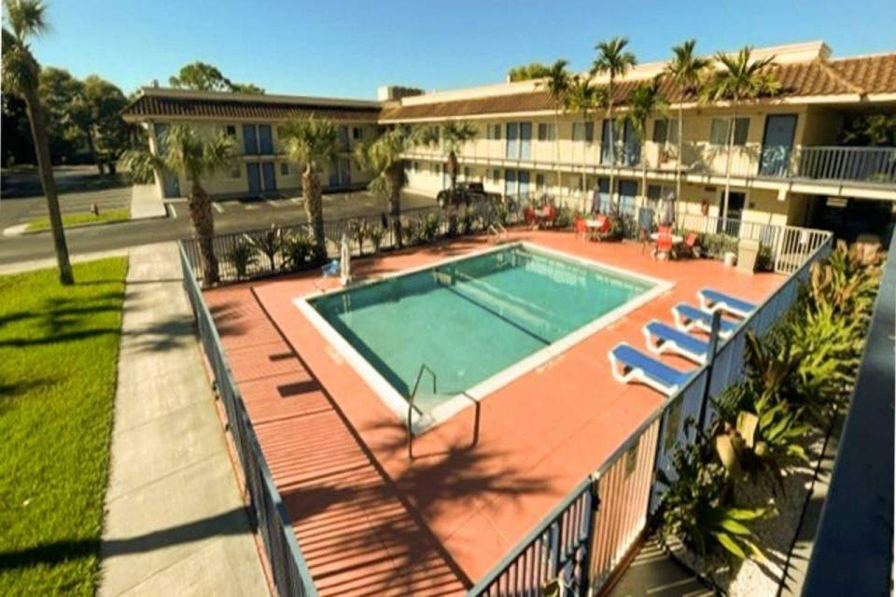 Motel 6 Riviera Beach Fl Buitenkant foto